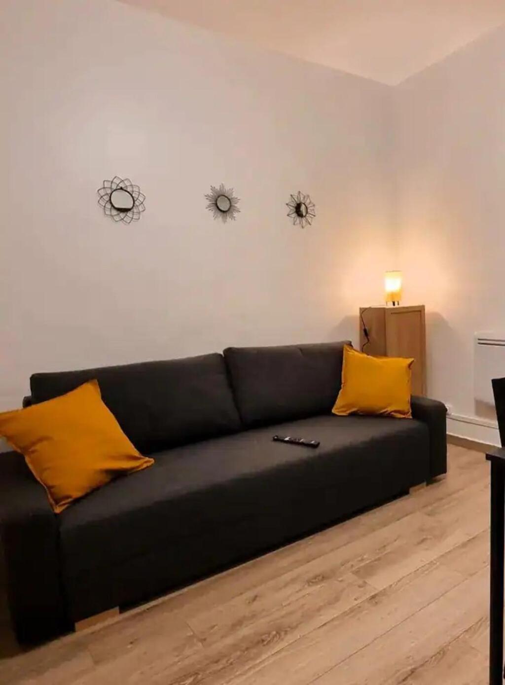 Apartment Paris Opera - Montmartre & Metro 13 & 14